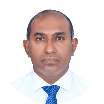 Kshanaka Saparamadu, headshot